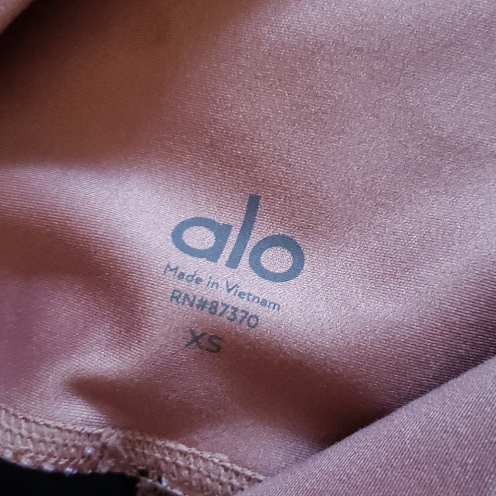 ALO high waist airlift leggings - Picture 8 of 9